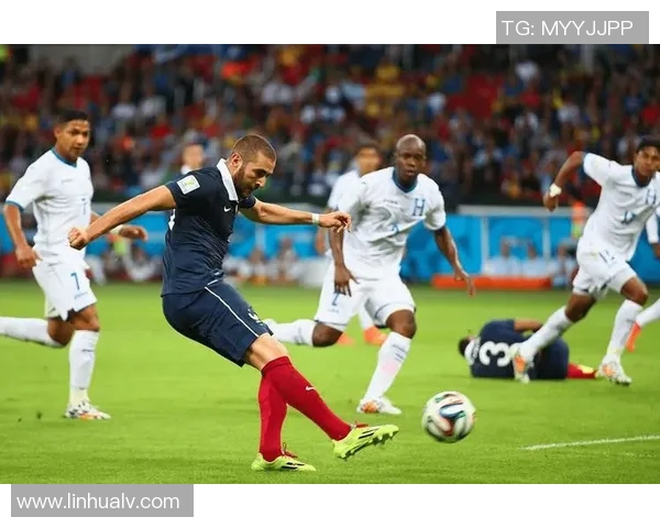 足球明星精彩瞬间剪映大合集尽显球场风采与魅力